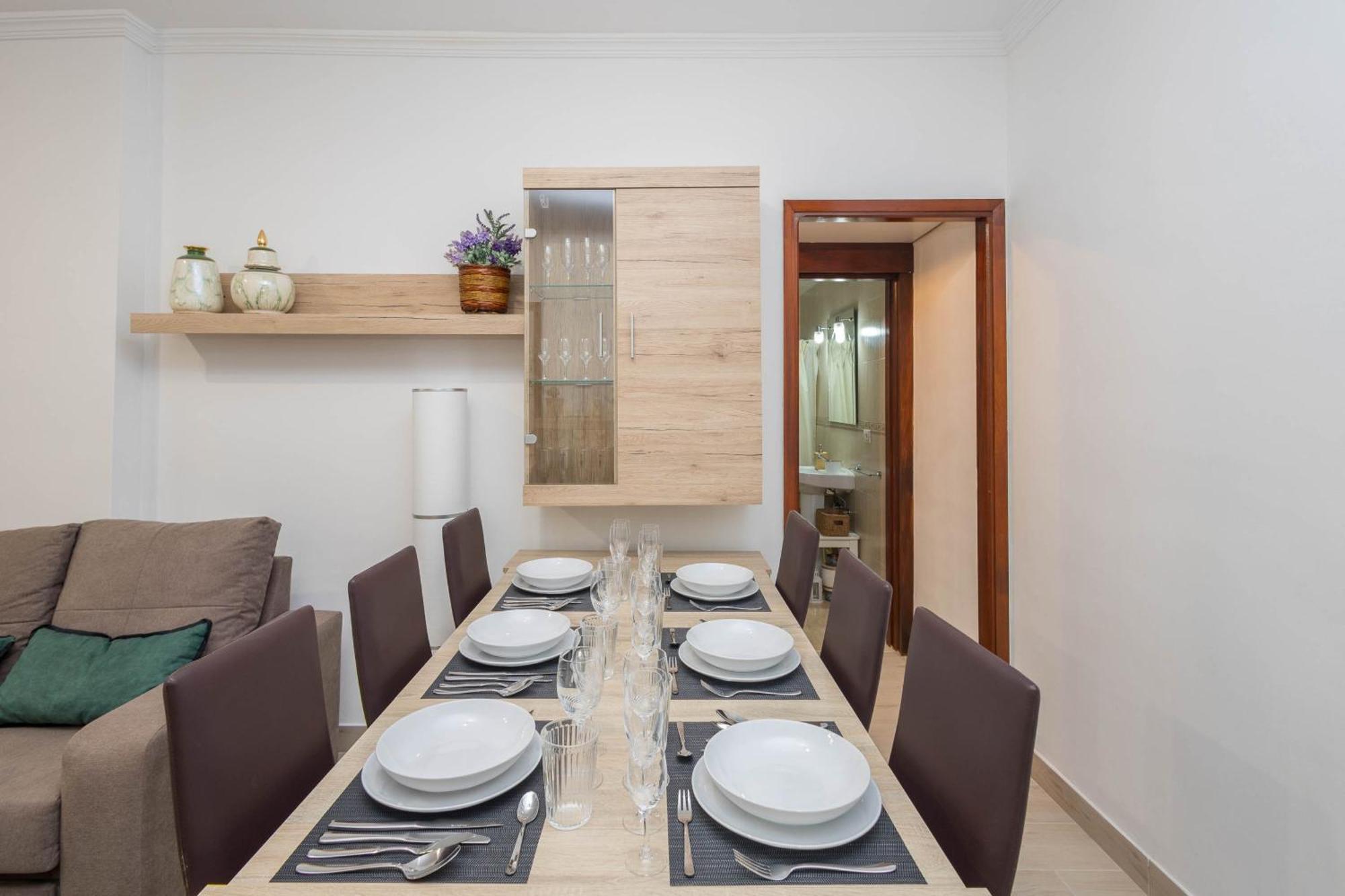 Cozy House Mesa Y Lopez-1br & Courtyard Las Palmas de Gran Canaria